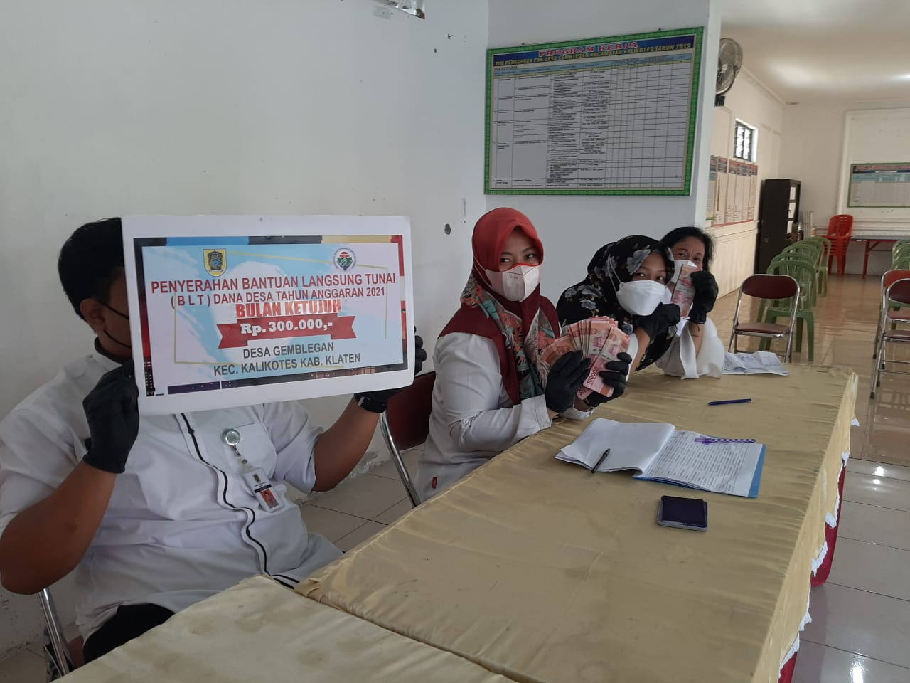 Penyaluran Bantuan Langsung Tunai Dana Desa (BLT DD)