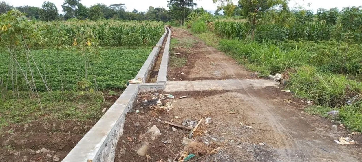 Penuhi Kebutuhan Pengairan, Pemdes Joho Bangun Jaringan Irigasi