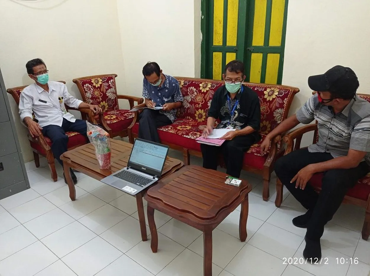 Sidak BPKP terhadap Data Penerima Bansos di Desa Joho