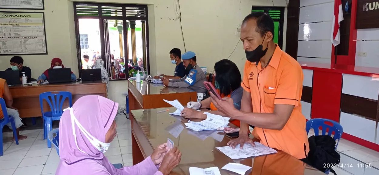 Pencairan BLT Minyak Goreng di desa Joho