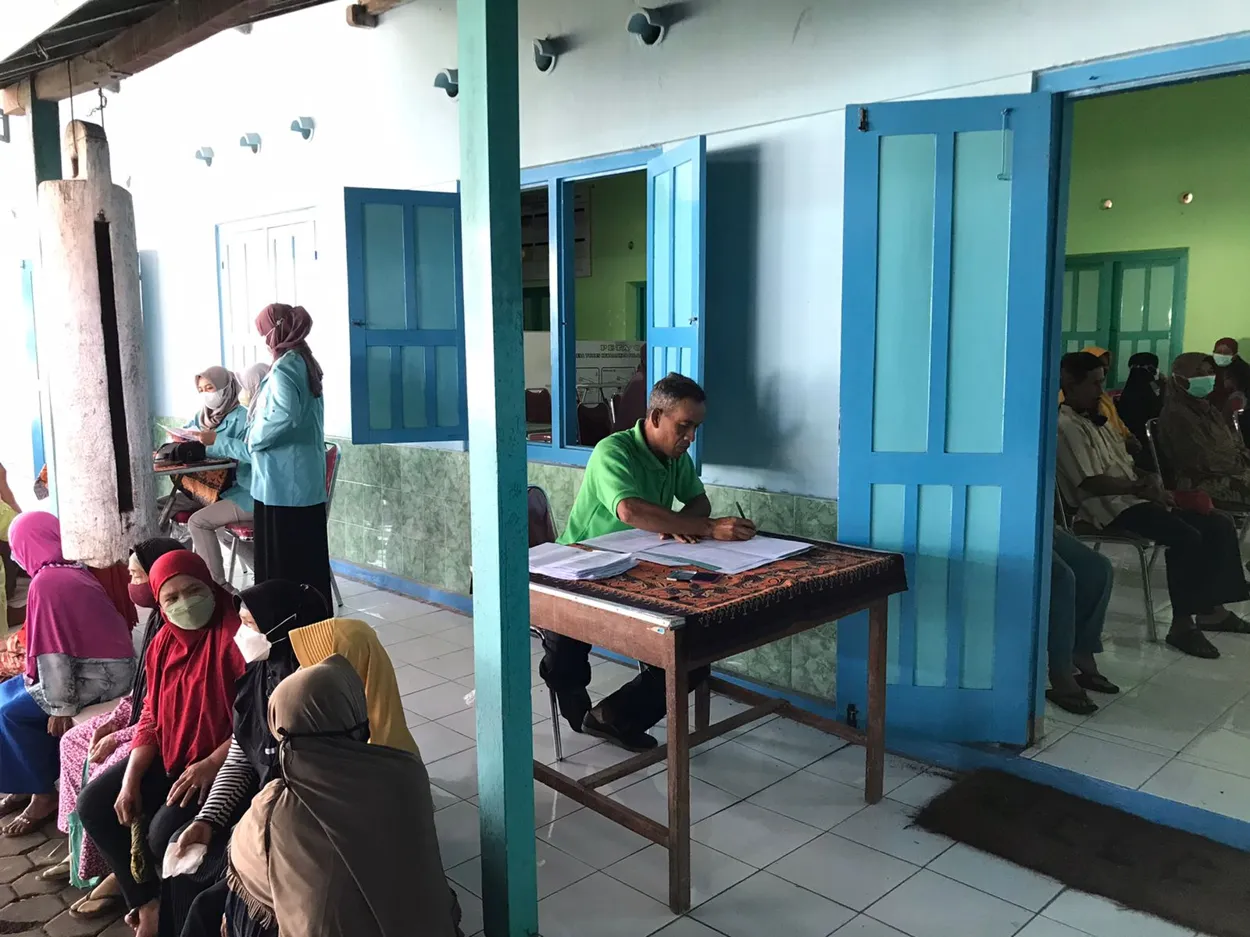 Pemerintah Desa Turus Bagikan BLT Dana Desa Periode Juli 2022