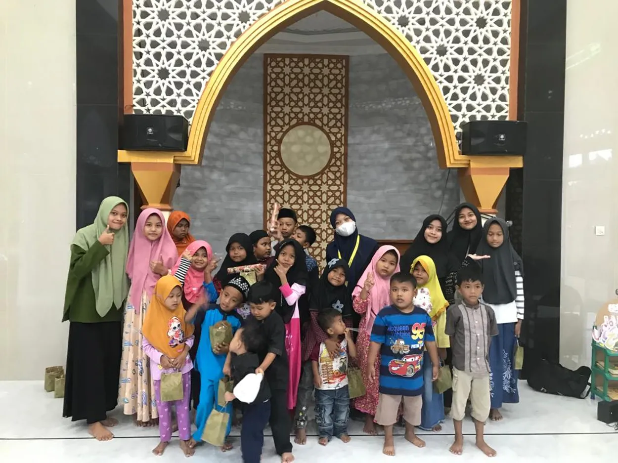 Sekolah Alam:Pengenalan Flora dan Fauna Endemik Indonesia