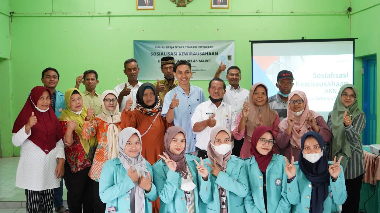 Mahasiswa KKN UNS Gelar Sosialisasi Kewirausahaan