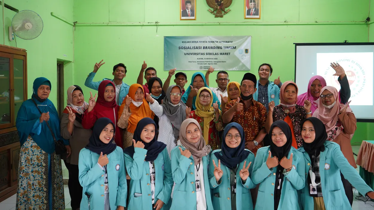 Bangkitkan UMKM Desa, Mahasiswa KKN UNS Menyelenggarakan Sosialisasi Branding UMKM