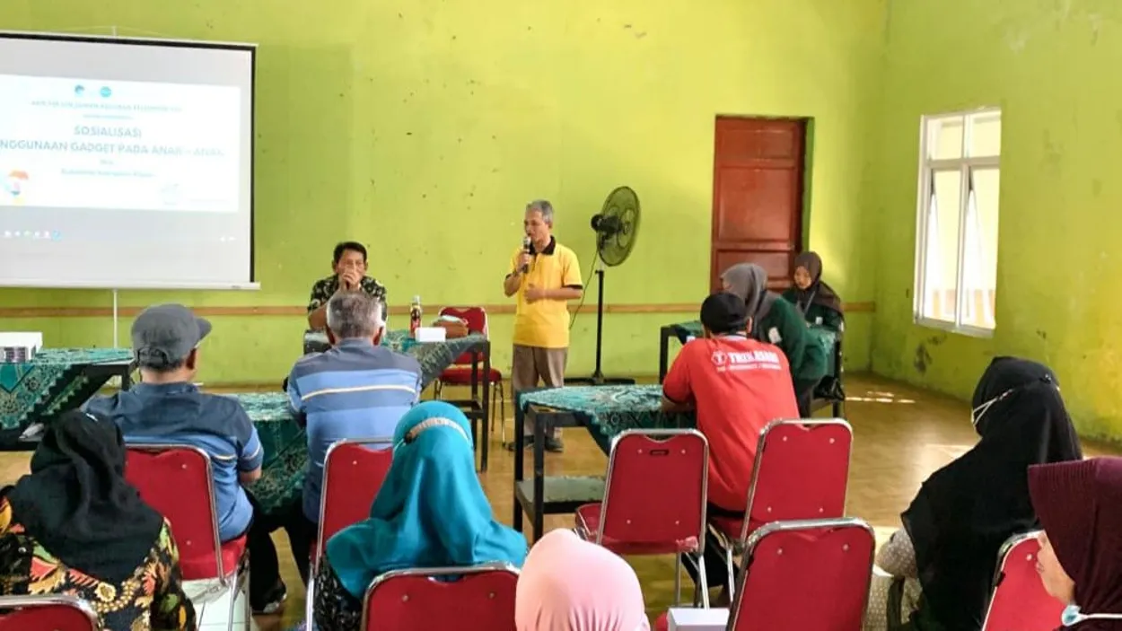 10 Mahasiswa UIN Yogyakarta, Dampingi Generasi Kwaren Klaten Bijak Bermedsos