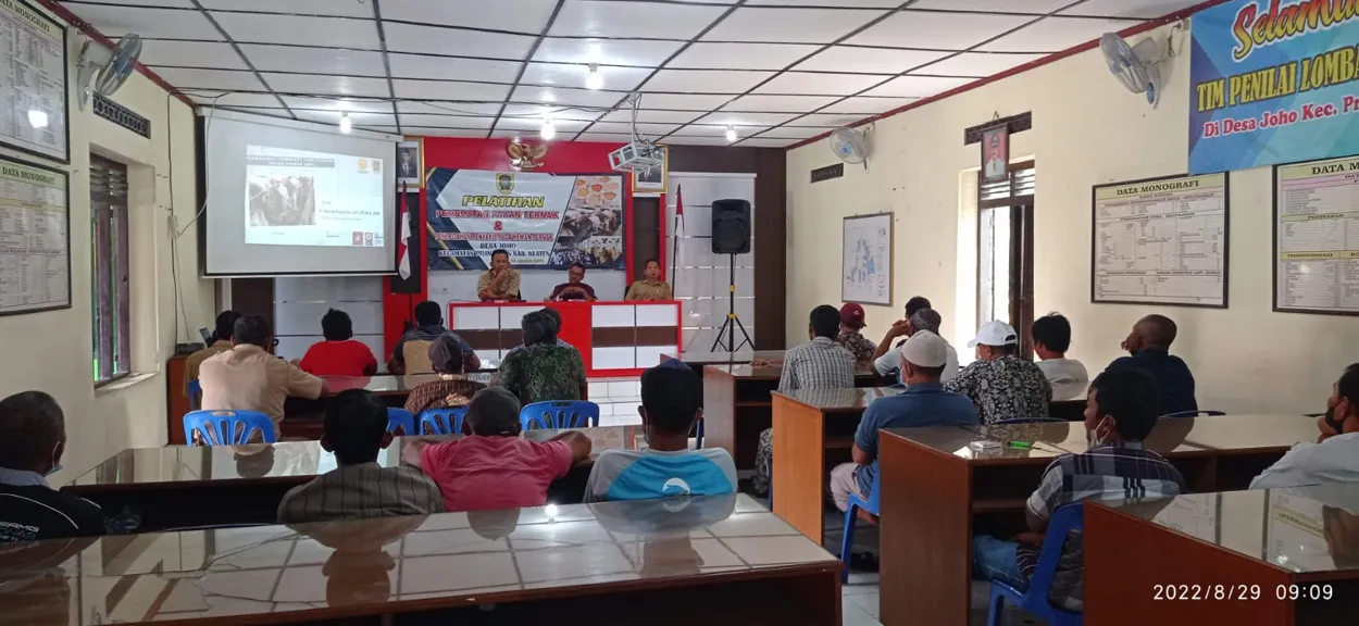 Pelatihan Pengolah Pakan Ternak