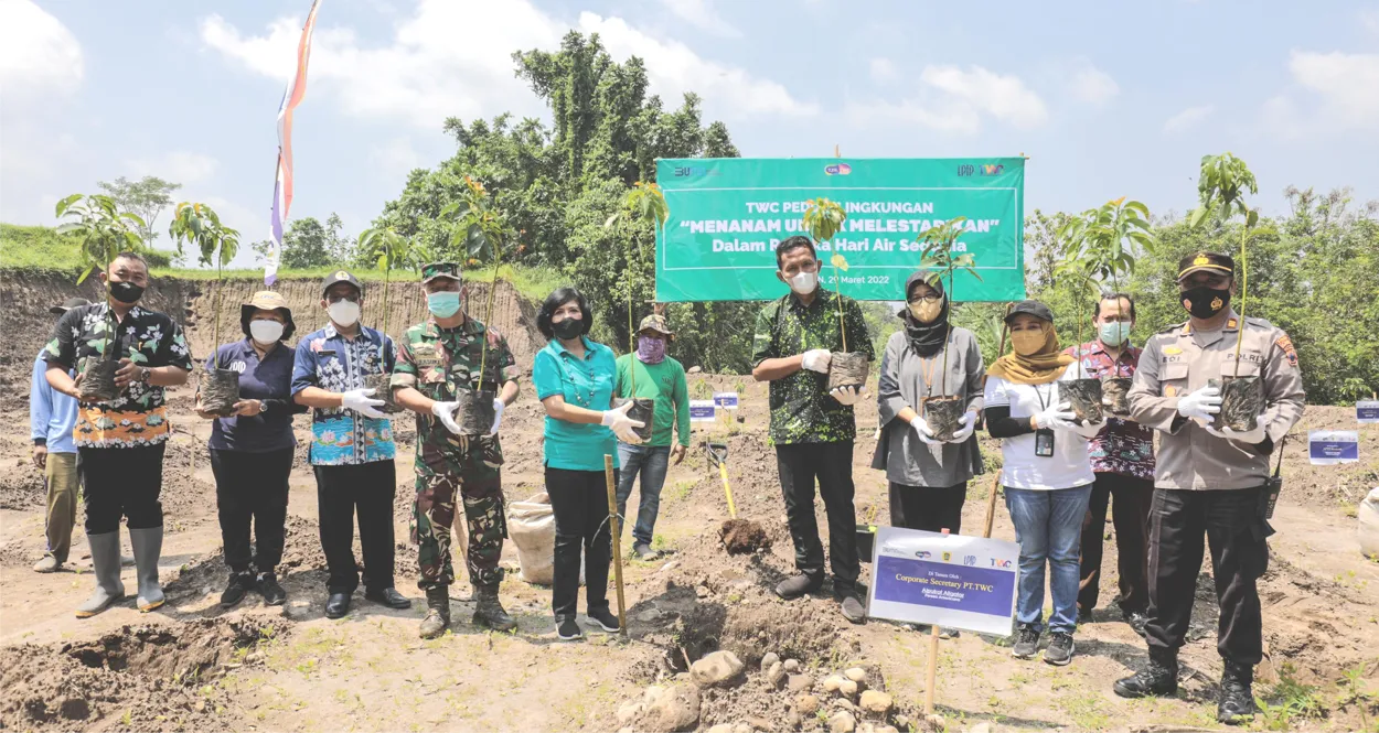 Peringatan Hari Air Sedunia PT TWC di Joho