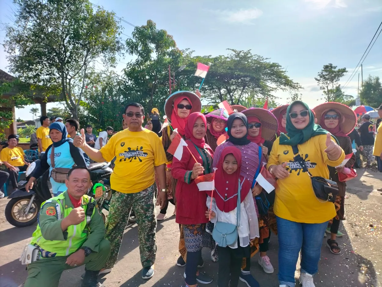 JALAN SEHAT "PAHLAWANKU TELADANKU" DESA TEGALREJO