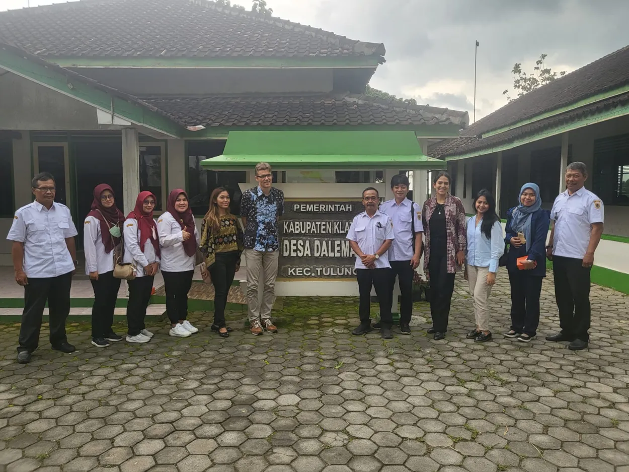 SILATURAHMI ANTARA KEDUBES DENMARK, KEMENTRIAN LHK DENGAN PEMDES DALEMAN