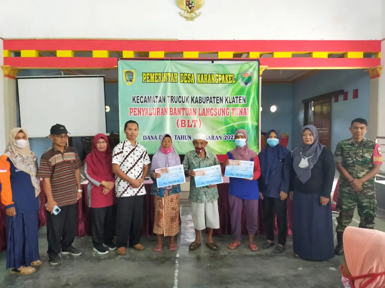 PENYALURAN BLT ( DANA DESA ) DESA KARANGPAKEL TAHUN 2023