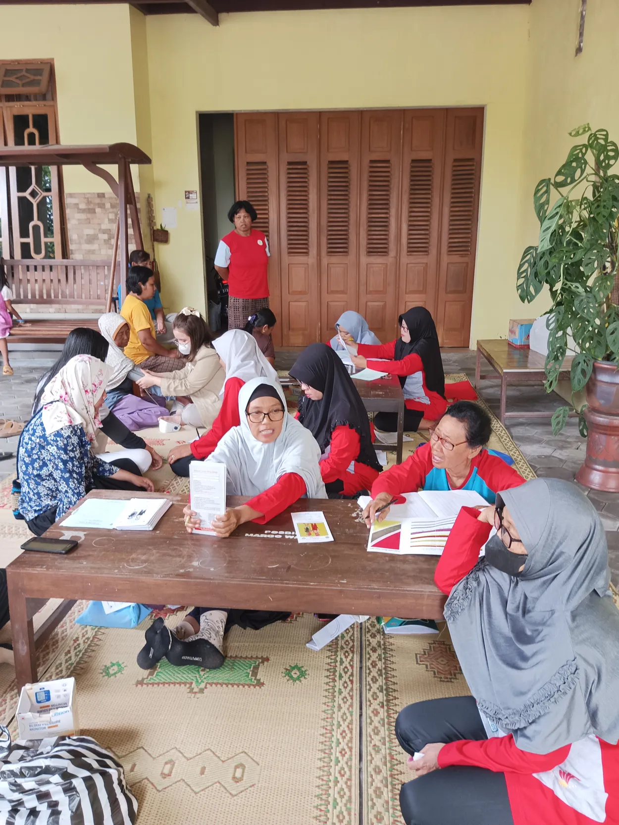 Kegiatan Posbindu Lansia di Desa Canan: Meningkatkan Kesehatan dan Kesejahteraan Warga Lansia