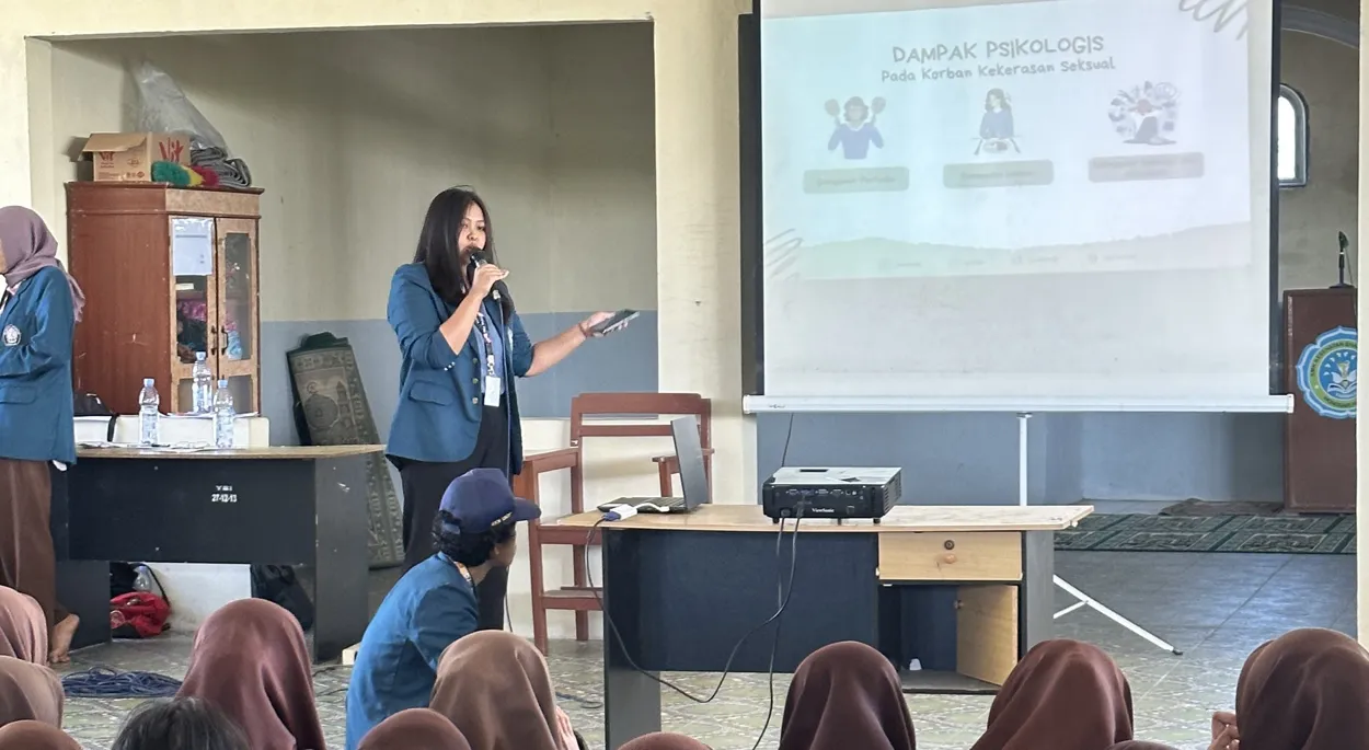 Lawan Kekerasan Seksual, Mahasiswa KKN Undip Dampingi Remaja dalam Pendidikan Seksual!