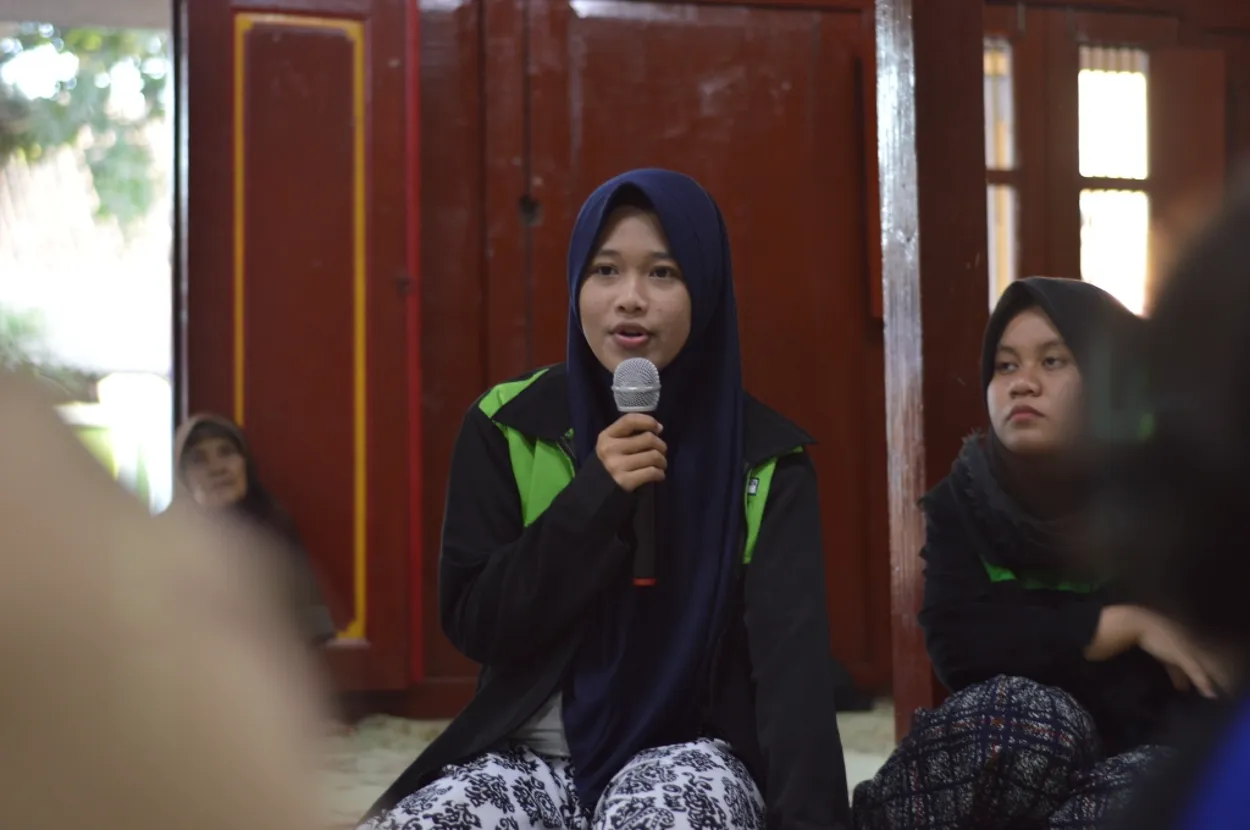 KKN UNNES 2018 : Pemberdayaan masyarakat dengan Ekonomi Kreatif