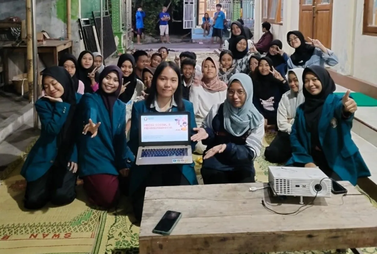 Mahasiswa KKN Undip Adakan Sosialisasi Penggunaan Media Sosial yang Baik dan Benar agar Bermanfaat