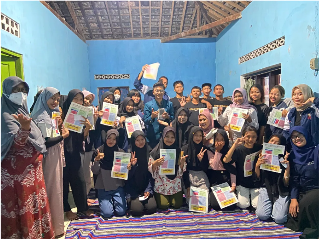 Remaja Desa Bendo Belajar Skrining Hipertensi dan Obesitas