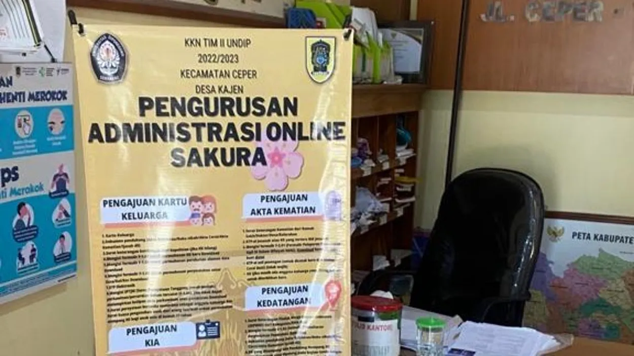 Daffa Karisma dan Kepala Desa Memadukan Teknologi Demi Desa Kajen Lebih Modern!