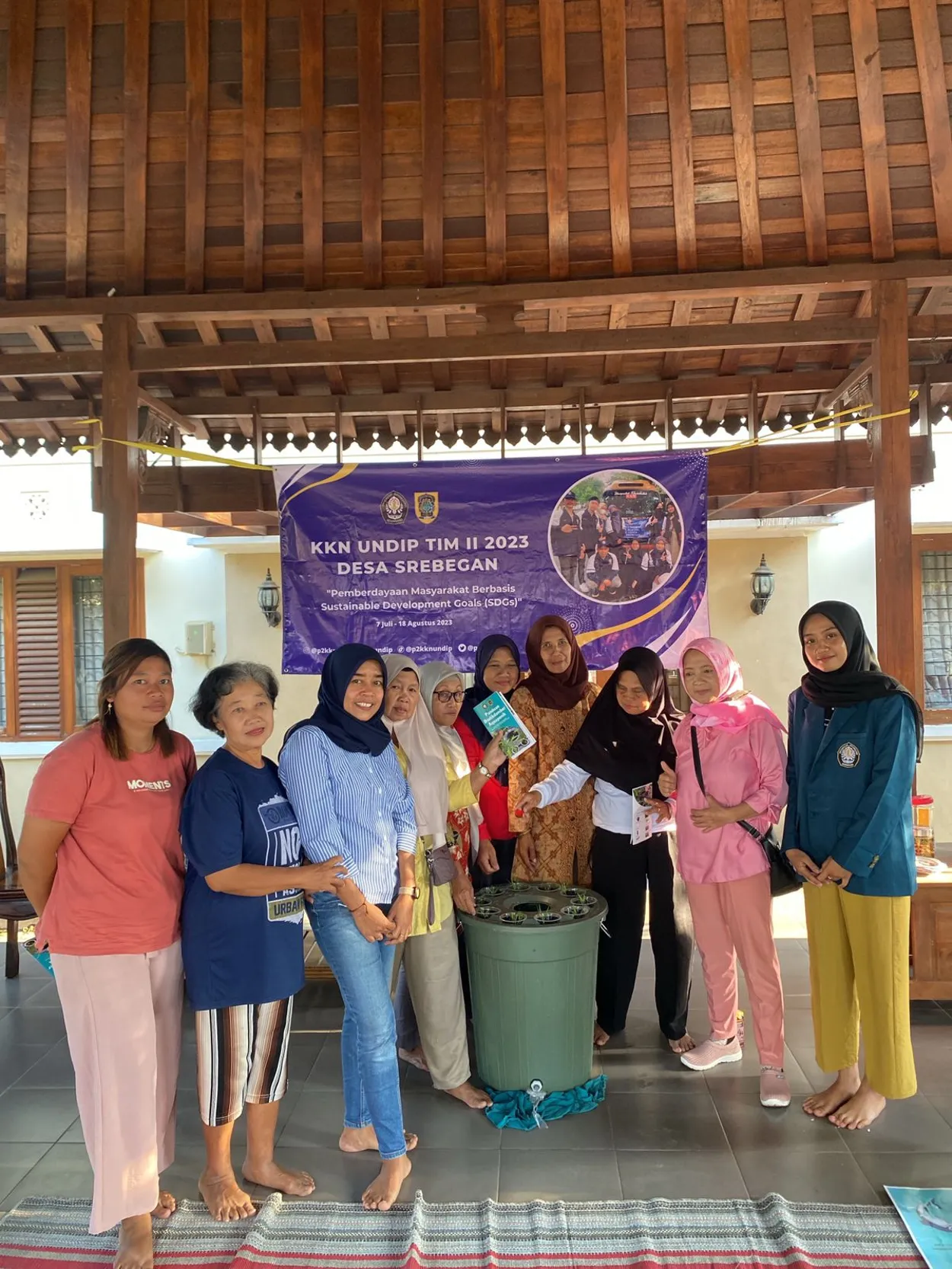 BUDIKDAMBER (Budidaya Ikan Dalam Ember) Solusi Pemeliharaan Ikan dan Bercocok Tanam di Lahan Sempit!