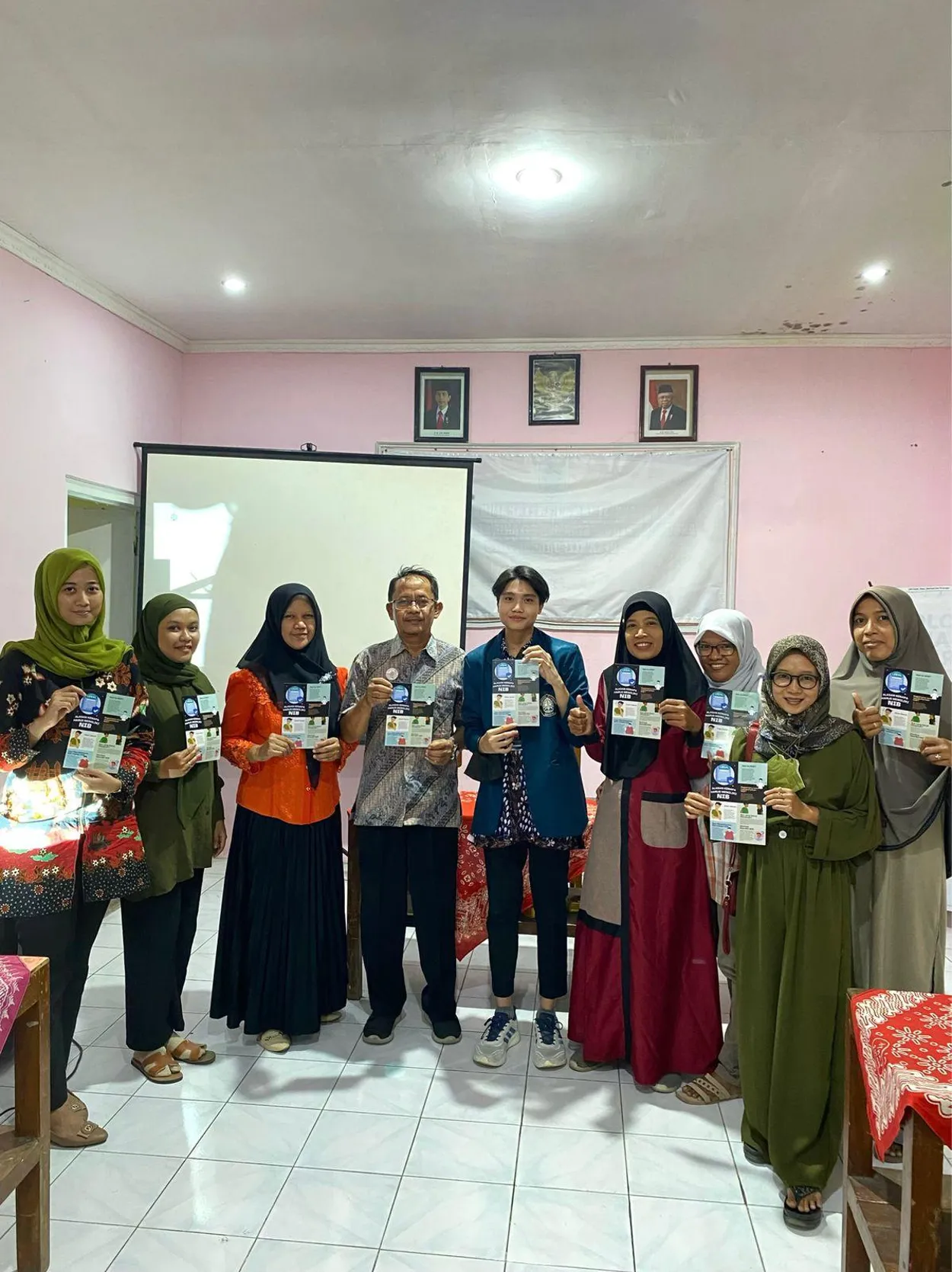 Mahasiswa KKN Tim II Undip Mengadakan Penyuluhan mengenai Pentingnya NIB bagi UMKM di Desa Klepu