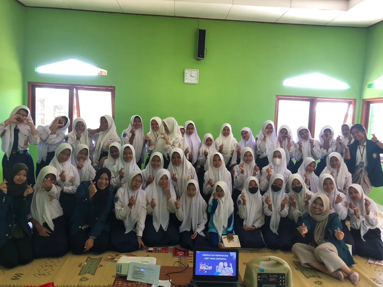 Mahasiswa KKN UNDIP Mengadakan Workshop Kespro Usia Pubertas Siswa SMPN 3 Ceper