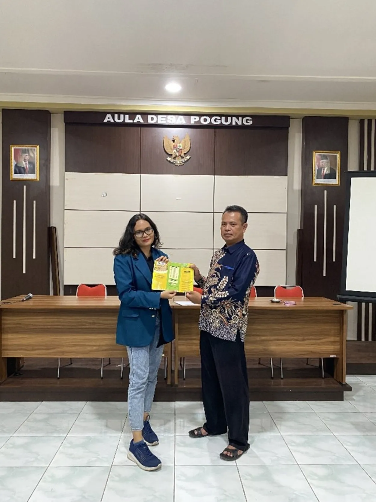 Pemanfaatan Limbah Jerami Padi menjadi Pupuk Padat Organik di Desa Pogung