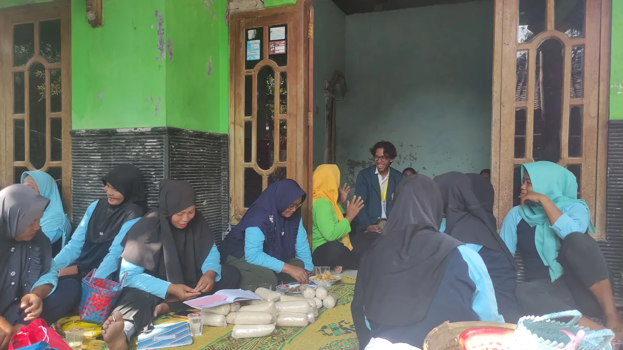 Lawan Cybercrime, Mahasiswa Undip Adakan Pelatihan Kewaspadaan Media Digital