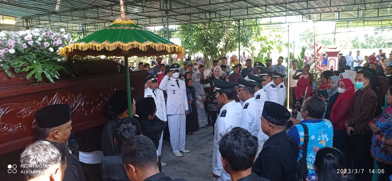 Desa Joho Berduka: Mengenang Perjalanan Kepemimpinan Almarhum Sumarmo Wongso Manggolo